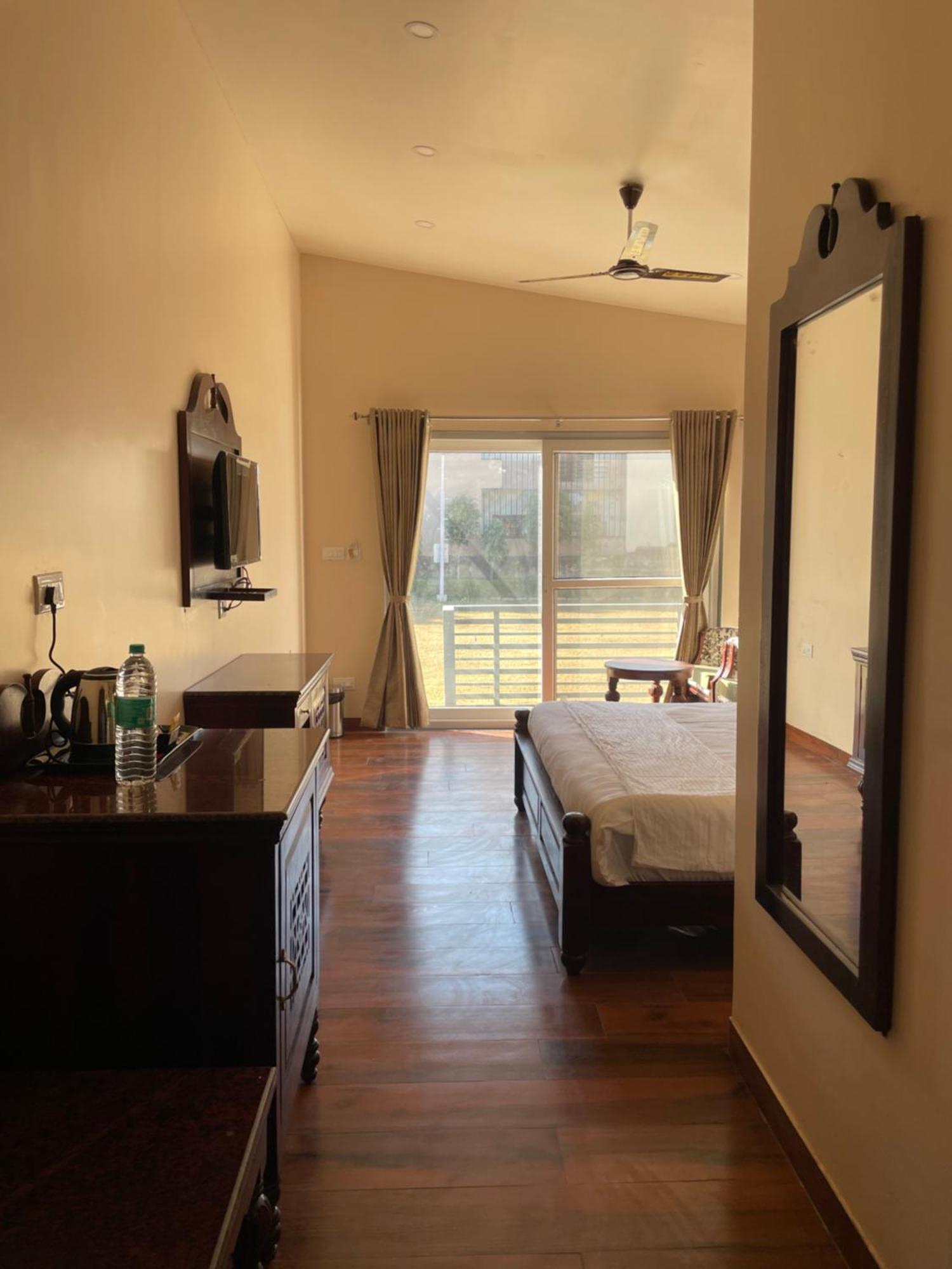 Vrindavan Greens Resort Udaipur Ngoại thất bức ảnh