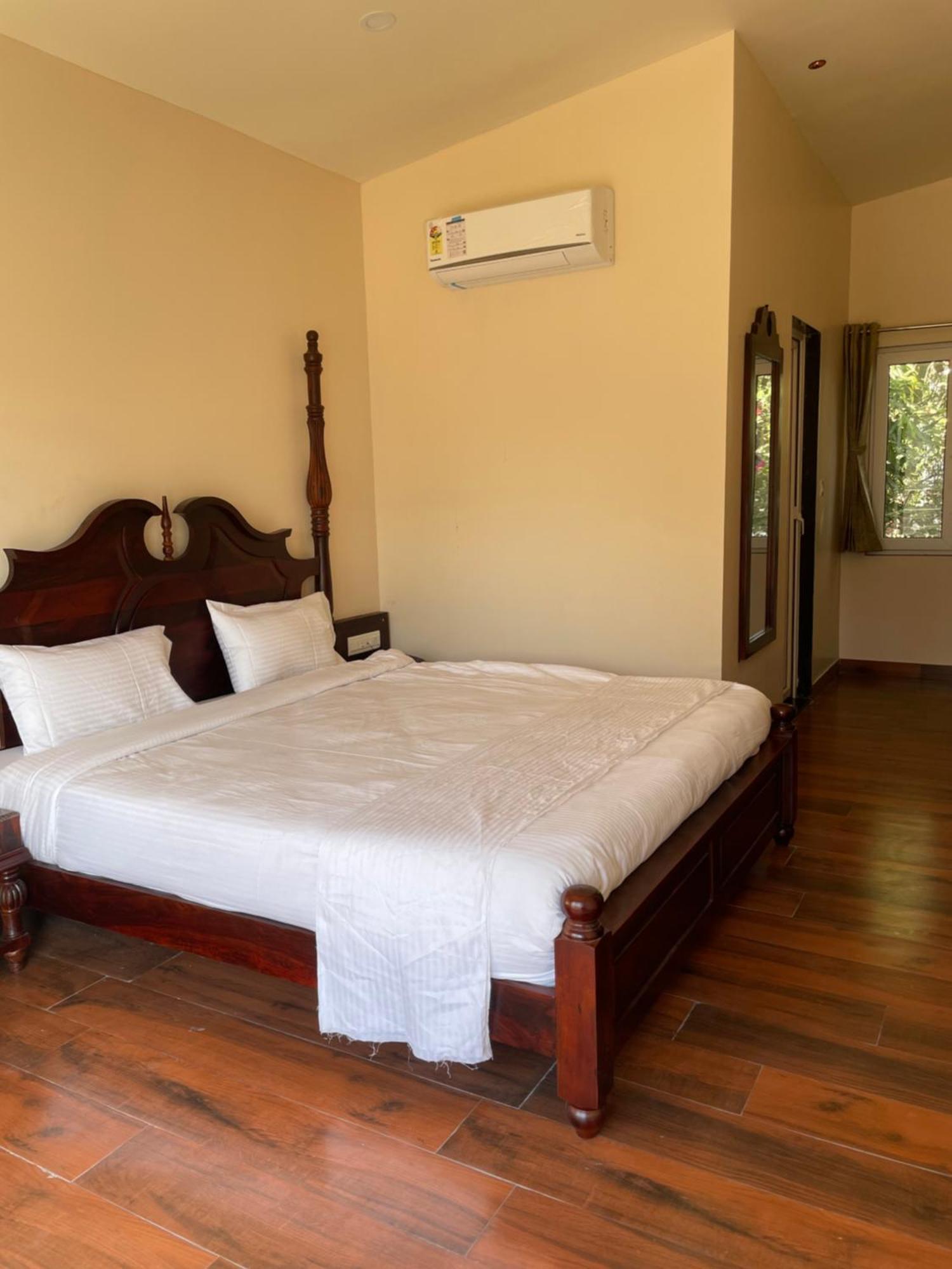 Vrindavan Greens Resort Udaipur Ngoại thất bức ảnh